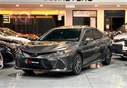 تۆیۆتا کامری